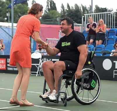 40 MĚSTSKÉ LISTY Sport Červenec-srpen 2014 září V Houštce se starají o tenisovou mládež V lesoparku Houštka je trochu schován sportovní klub, který loni oslavil 120 let svého vzniku.