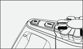 POUŽITÍ SPOTŘEBIČE Připojte teleskopickou trubici ke spotřebiči. Stiskněte zajišťovací mechanismus trubice a vysunutím nastavte její požadovanou délku.