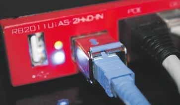 Jak si zrychlit internet? V naší pravidelné technické poradně se zaměříme na různé obtíže, se kterými se setkávají uživatelé internetu nebo kabelové televize.