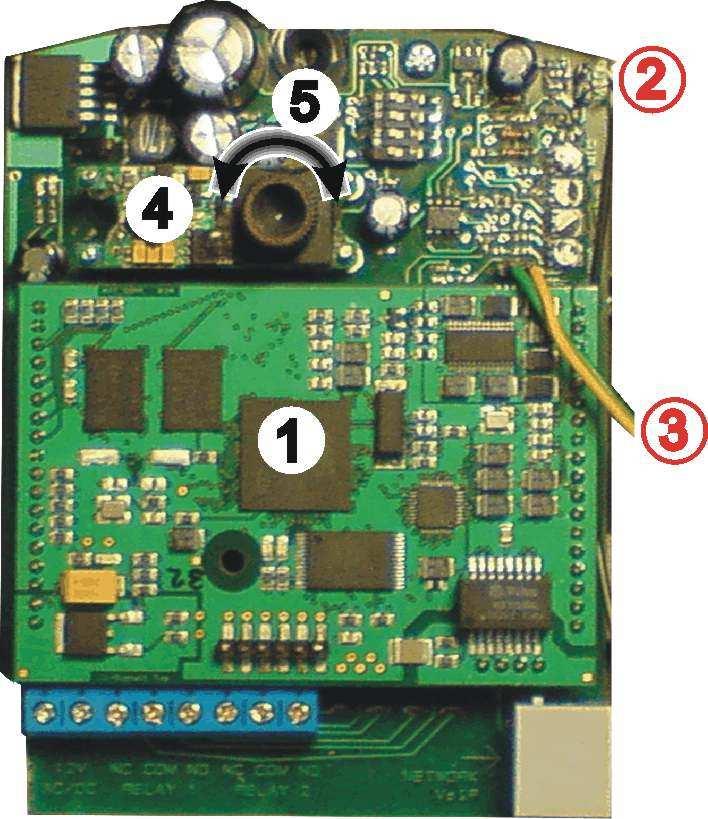 1.5 Zaostření kamery IPDPS Jestliže je třeba zaostřit kameru, tak vysvětlení je na Obrázek 5 Obrázek 5 přední panel základního modulu IPDP 1.