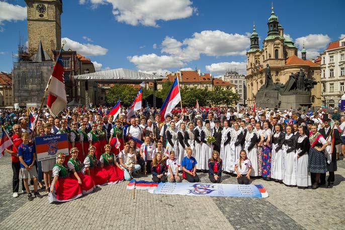 číslo 9 / září 2018 ročník XXVIII Hajno Rizo Młodosć zajźo Naše młode lěta leśe jako seń: Wjasele tog swěta pśejźo ak ten źeń.