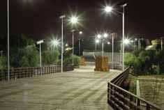 Solární pouliční svítidlo připojené k distribuční soustavě Chcete-li redukovat elektrickou spotřebu osvětlení v existující městské
