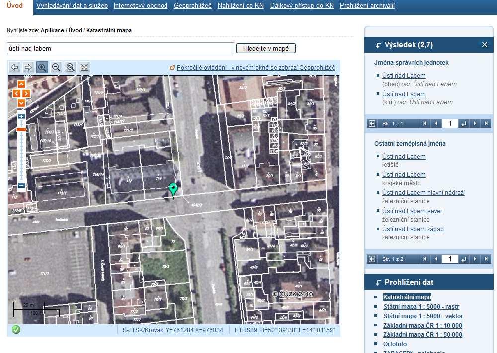 Katastrální mapy vrstvy lze přidat do ArcGISu pomocí Add Data - GIS Servers - Add WMS