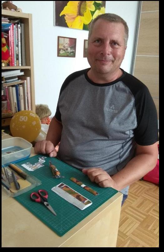 Krásný den :) Článek o Vás na portálu idnes jsem zhltnul jako malinu a ve vzpomínkách se dostal do klukovských let :) Na vystřihovánkách Richarda Vyškovského jsem vyrůstal a hromadu modelů si slepil,