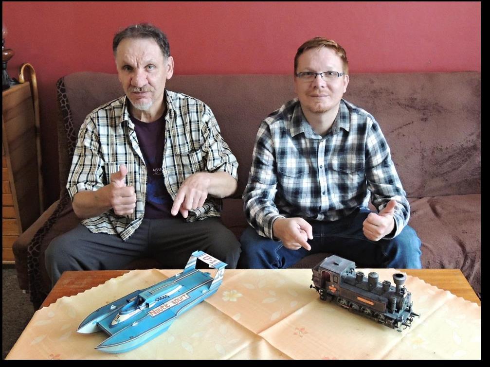 Velevážené veličenstvo, králi Richarde, my, poddaní Papírového království, se v úctě před Vámi skláníme a dovolujeme si Vám