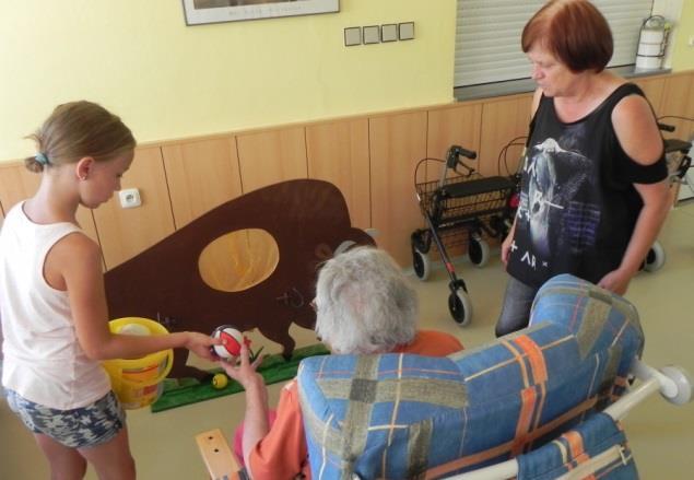 provlékali jsme karty a házeli na cíl do bizona a