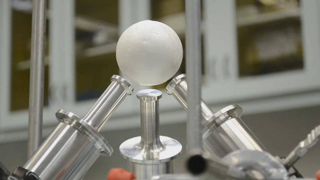 Acoustic Levitation 16. Acoustic Levitation Small objects can levitate in acoustic standing waves. Investigate the phenomenon.