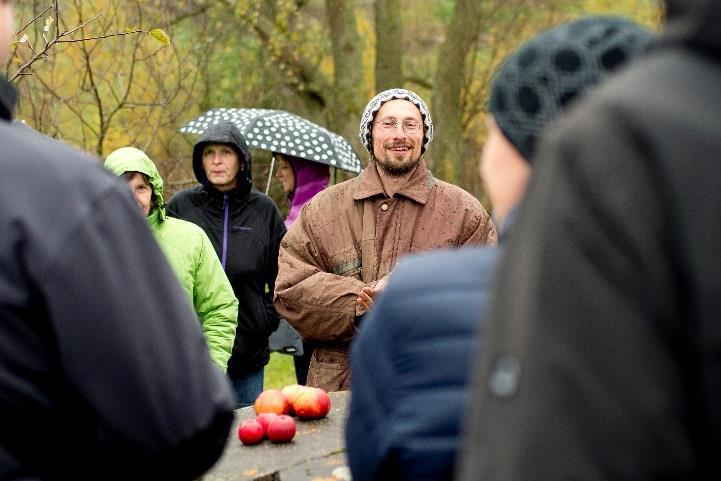 Seminář s exkurzí Pozemkové úpravy zkušenosti s realizacemi Seminář probíhal v Kulturním domě v Olešnici dne 31. října a zúčastnilo se jej 72 osob.