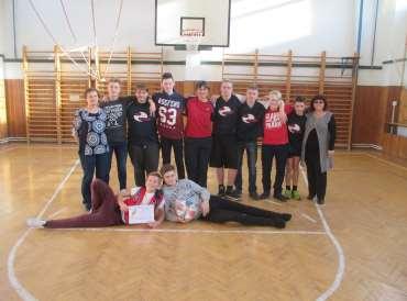 Basketbal chlapci Prahy 15 Školu reprezentovali: 9.