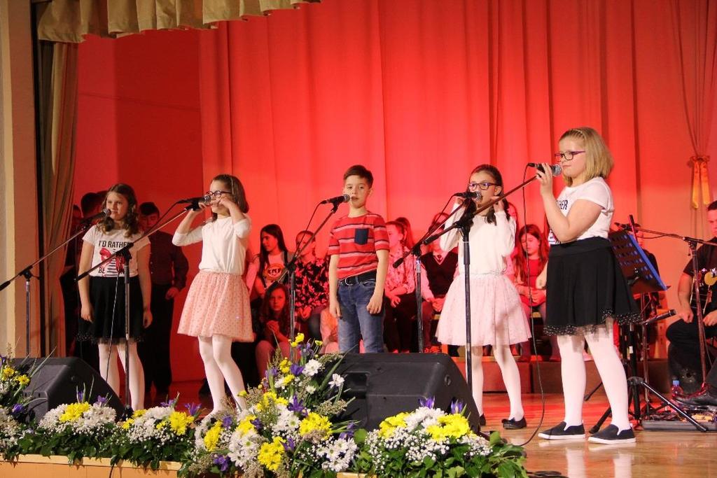 Chorvatsko, Končenice 30. Přehlídka českých dětských písní Končenice Velikonoce s krajany Bohdana Pěva Šolcová Letos se 12. dubna konala jubilejní 30. Přehlídka českých dětských písní Končenice. Od roku 1972 se přehlídka konala každý rok až do roku 1985 a potom se již konala každý druhý rok.