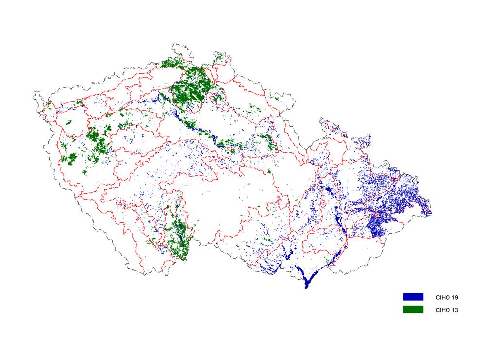 Obrázek 1: Přehledová mapa s rozšířením CHS 13 a 19 v ČR. CHS 13 je zde zmiňován v souvislosti s nechvalným odebíráním kořenové části stromů klučením (Zdroj: ÚHÚL 2018).