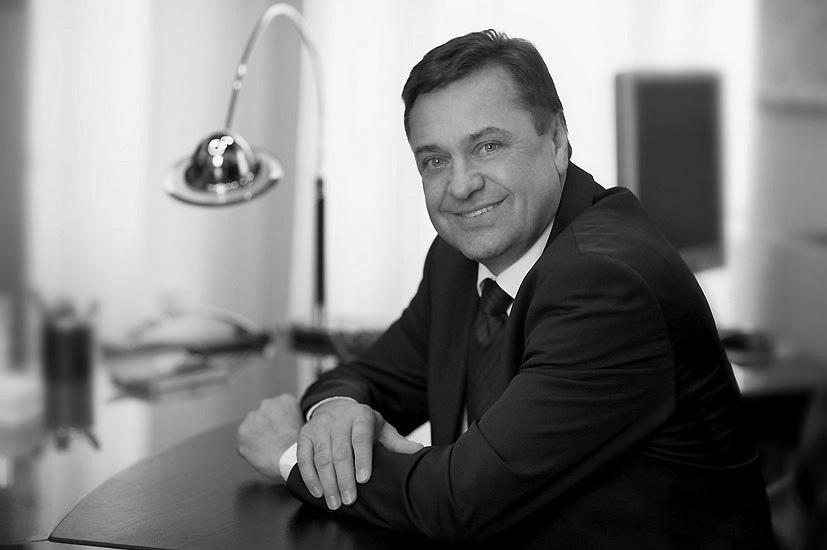 11. listopadu 2011 Začala vysílat Al Jazeera Balkans, sesterská stanice nezávislého arabského vysílání, které financuje katarský emír.