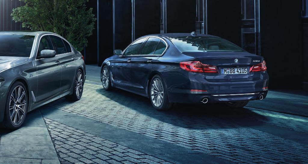 OBSAH. CENÍK VOZŮ BMW ŘADY 5 SEDAN...4 SÉRIOVÁ VÝBAVA...5 VOLITELNÁ VÝBAVA.