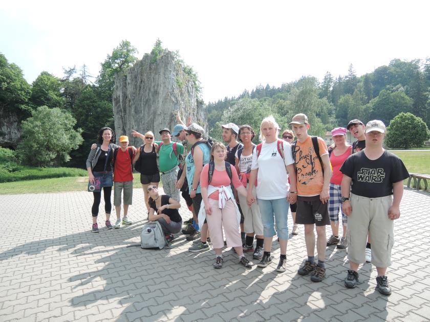 2. Pohoda sociálního prostředí Bylo splněno: připomínky ze schránek důvěry byly průběžně řešeny hlavně u starších žáků v rámci rozvíjení tělesné zdatnosti a realizaci šablon OP VVV se uskutečnila