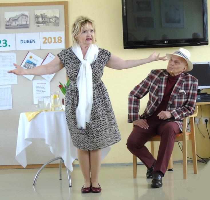 živió Po zazpívání a gratulaci jsme si začali povídat o její životní cestě. Zaujalo vyprávění, jaké dopravní prostředky paní Mikulenková vyzkoušela řídit.