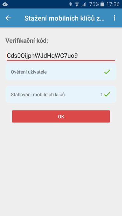 Po zadání verifikačního kódu nebo naskenování QR kódu se provede automatické stažení Mobilního Klíče Pokud zavedení proběhlo úspěšně, pokračujte tlačítkem OK Poznámka: verifikační kód i přiložený QR