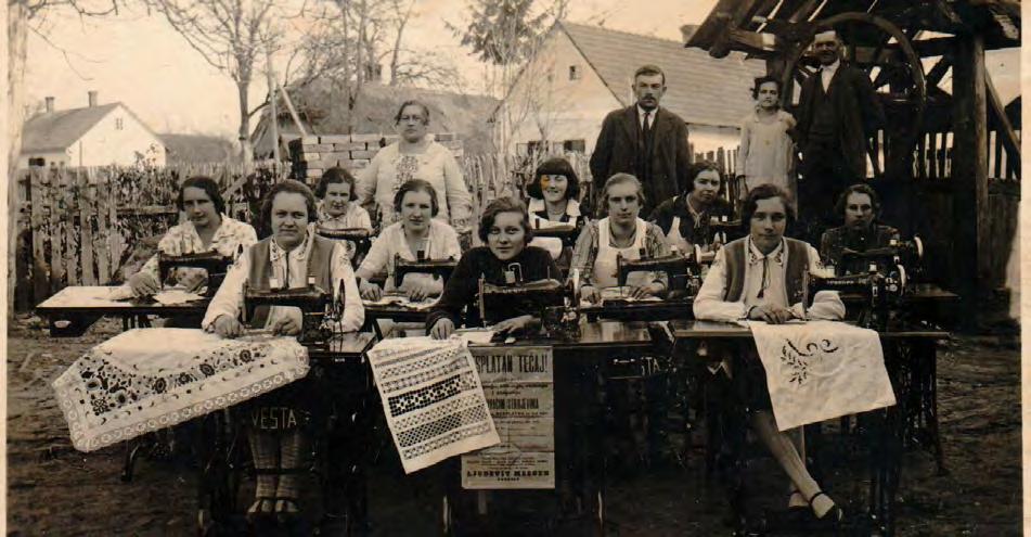 Z MINULOSTI SOUČSNOSTI Z MINULOSTI SOUČSNOSTI rajanský kalendář Připravili J. Matušek a M. Selicharová 13. dubna 1868 se v Gospići narodil profesor Ivan Jamnický ml.