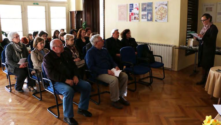 MENŠINOVÁ TÉMT MENŠINOVÁ TÉMT OMEMORCE PRO TONYHO HNOJČÍ S Tonym Hnojíčkem, legendárním válečným fotoreportérem a kdysi novinářem Jednoty, který zemřel 28.