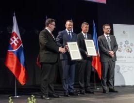 Předseda vlády datuje ep 12 rekapitulace