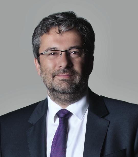 ÚVODNÍ SLOVO Vážení exportéři, milí přátelé, v rukou máte aktuální verzi příručky Export v kostce, která si klade za cíl přispět k Vaší co nejlepší orientaci v nabídce služeb státu i jeho partnerů