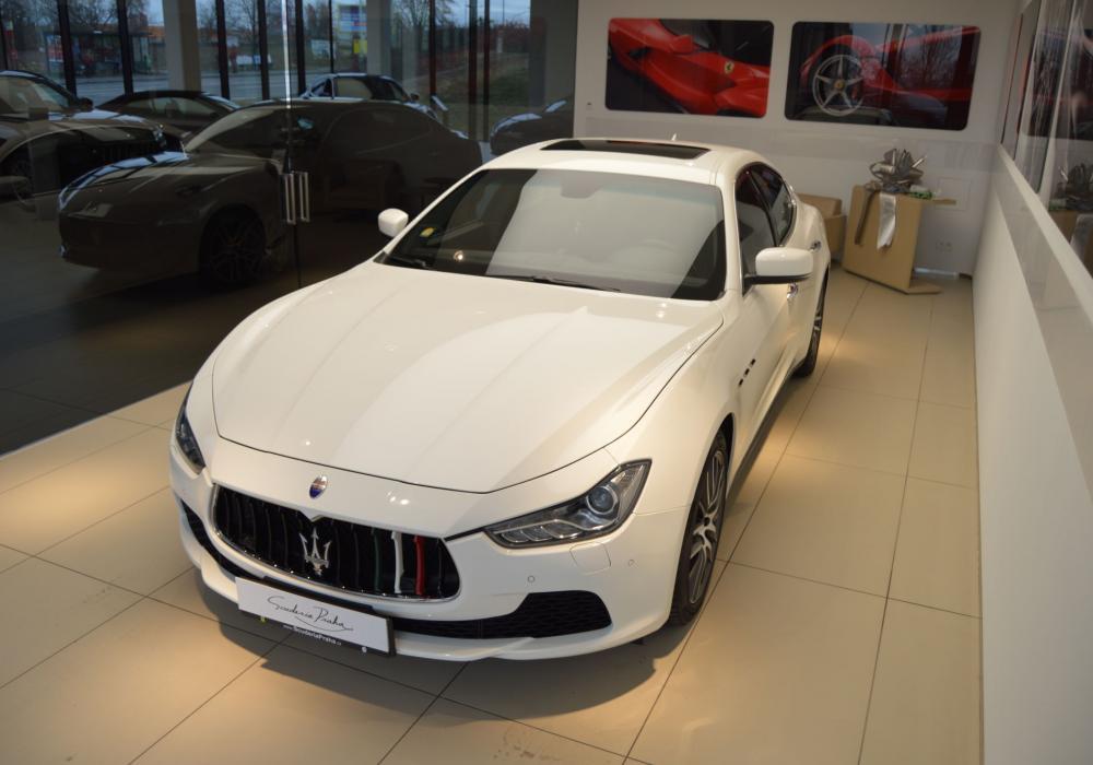 MASERATI GHIBLI S Q4 www.