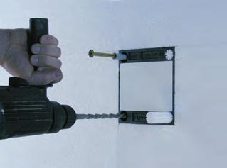 uitable screw connections into the universal fixation plate UP -ALU-Q are screws with metric threads (-screws).