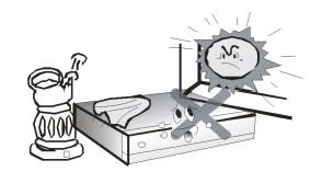 Uchovávejte je daleko od zdrojů tepla a vlhkého prostředí. Pro zajištění správného větrání přístroje nikdy nezakrývejte jeho ventilační otvory.