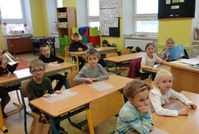 Vážení spoluobčané, Vaše podpora při organizaci plesu nás moc potěší, pokud byste chtěli věnovat do tomboly věcnou cenu, můžete ji odevzdat na Úřadu Městyse Litultovice od 2. 3. 2015 