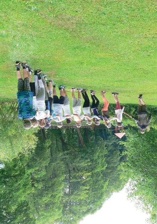 SEV NP Šumava Environmentální výchova v Národním parku a chráněné krajinné oblasti Šumava 24 Nabídka výukových programů BIONIKA PŘÍRODA A TECHNIKA Kdy: únor červen Délka: 1,5 2 hodiny Co je to