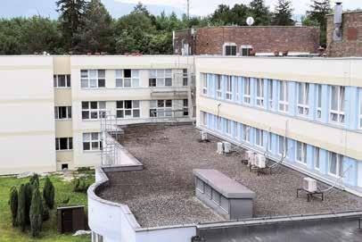 2 Z regionu TŘINECKÝ / TRZYNIECKI / HUTNÍK / 3. července 9. července 2019 Měnili na tři sta oken TŘINEC Přesně 296 oken bylo vyměněno v třinecké Nemocnici Podlesí za nové.