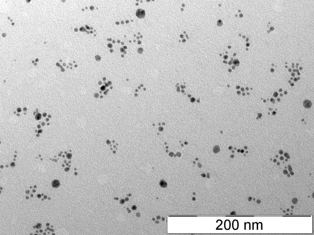 Obrázek 29: Absorpční spektra nanočástic stříbra připravených upravenou redukční metodou podle modifikovaného Tollensova postupu v prostředí voda - dioxan stabilizovaném roztokem