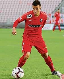 Pro všechny to bude velmi zajímavé a těžké utkání, bojovný fotbal nahoru dolů, očekává.