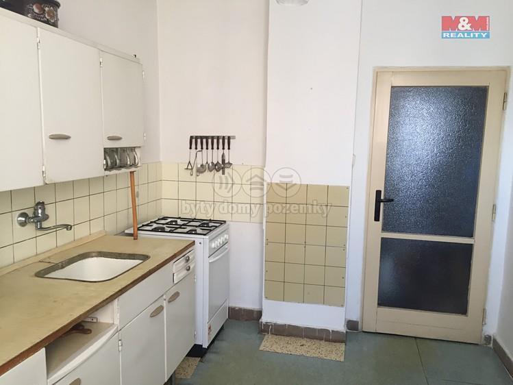 Srovnávané nemovitosti 1. Identifikace Záznam o prodeji srovnávané nemovitosti č. 1 Prodej, Byt, 53 m 2, Cihlářská, Brno, okres Brno-město Celková cena: 3.400.