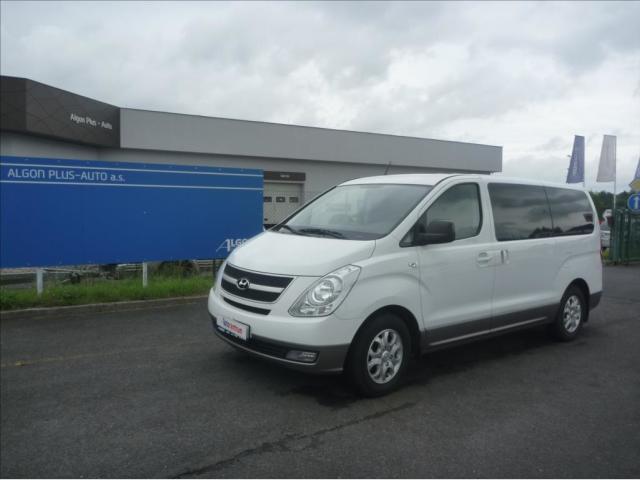 06/2007, kupé/3, benzin 105 vyr. 05/2012, minibus/5, nafta 100 4x airbag, ABS, alarm, aut.