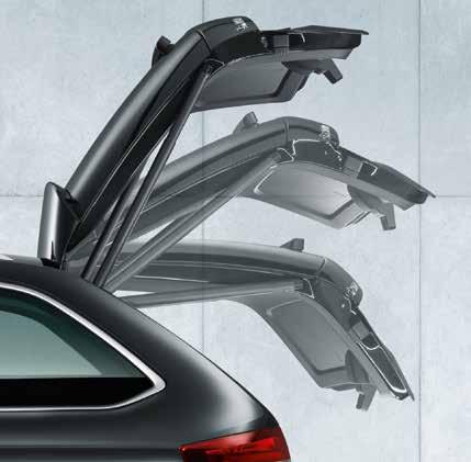 Kombi nabízí úložný prostor 610 litrů nebo 1 740 litrů po sklopení opěradel zadních sedadel, liftback 590 / 1 580 litrů.