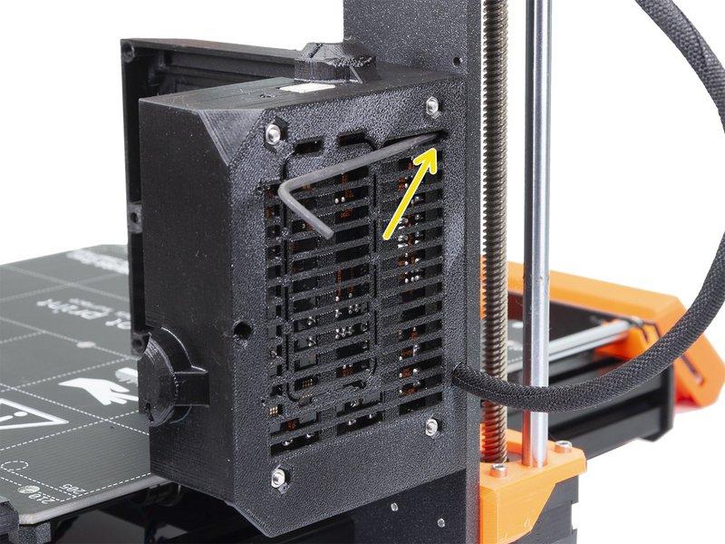 Step 13 Nasazení krytu elektroniky (3.