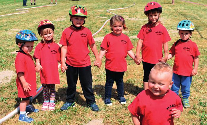 RADOSTNÁ STUDÁNKA 7 Sbor dobrovolných hasičů Lestkov si Vás dovoluje pozvat na ZÁJEZD do vinného sklípku na Moravu 11. 12. května 2019 Předpokládaný program a orientační časy: Sobota 11. 5.