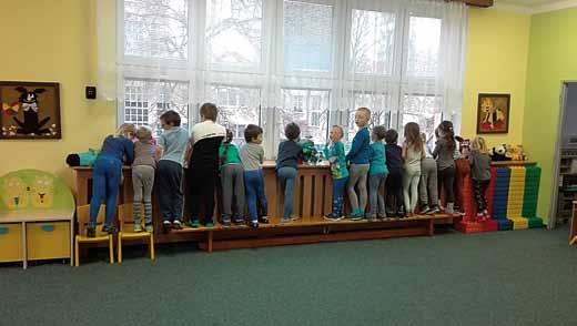 Společně s některými rodiči jsme si ve školce užili již tradiční pečení a zdobení perníčků,