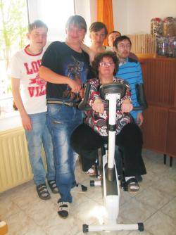 Poèet možných uživateù sužby: 24 - Dostupnost: 1.