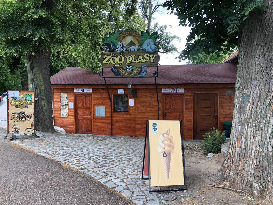 Oblíbenou atrakcí je stále minigolf, který si zahraje polovina návštěvníků.