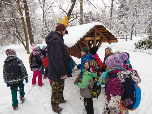 uvnitř i venku 2 hod. 50 Kč 2. - 20. 12. 2019 Mateřská škola Kouzlo Vánoc Vzdělávací oblast: Dítě a ten druhý Cíl programu: připomenout si tradice a zvyky Vánoc, uvědomit si jejich pravý význam.
