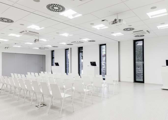 interní kliniky - gastroenterologické a geriatrické.