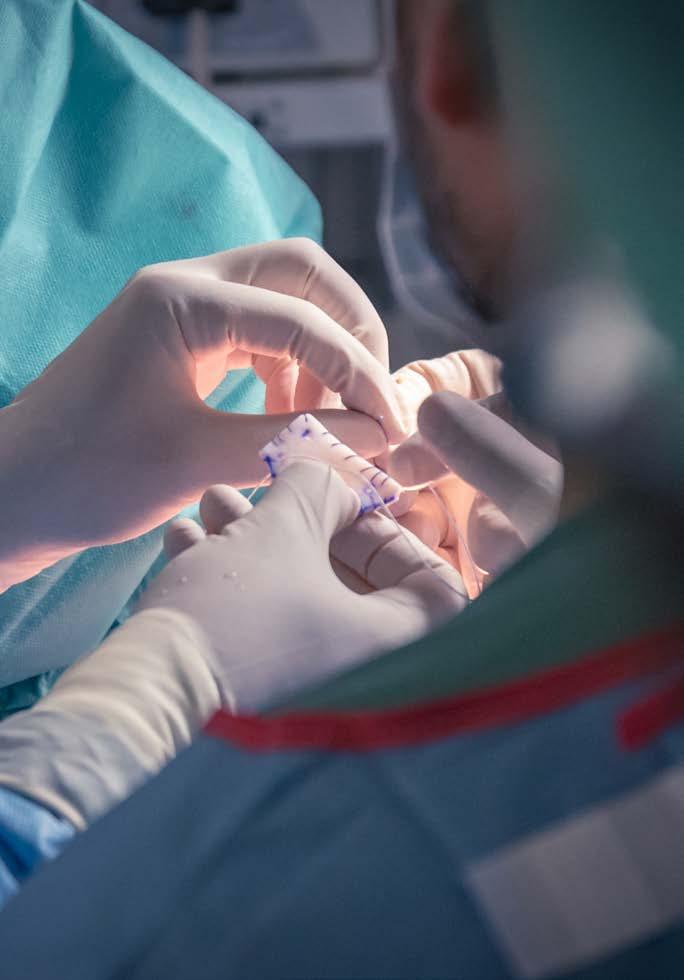 rotátorové manžety. Tato metoda dokáže hybnost kloubu do značné míry obnovit a navrací tak pacientům šanci na plnohodnotný způsob života.