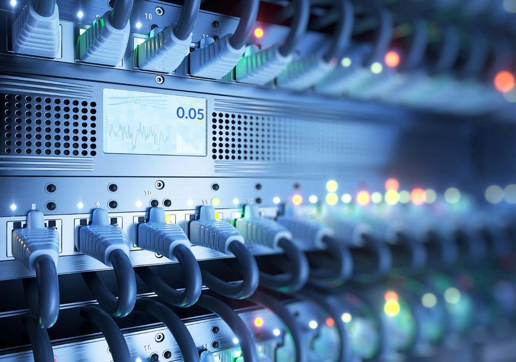 Úsek informačních technologií zajišťuje v rutinním provozu přes 120 informačních systémů a aplikací, které jsou provozovány na 51 fyzických a 150 virtuálních serverech.