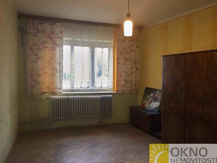 Záznam o prodeji srovnávané nemovitosti č. 5 1. Identifikace Prodej, Rodinný dům, 120 m 2, Kladky, okres Prostějov Celková cena: 310.000 Kč Adresa: Kladky, okres Prostějov 2.