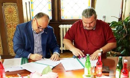 Dostavba Malých lázní v Bělovsi vstoupila do své další etapy. Dne, 17.4.