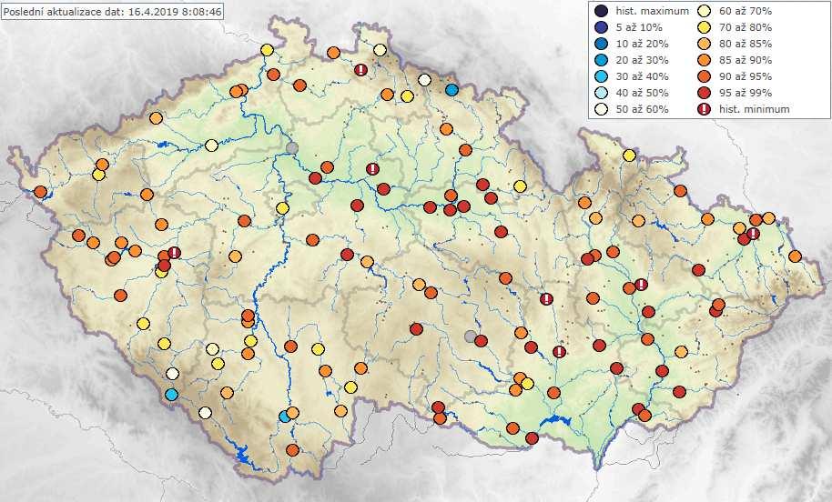 G. Vyhodnocení stavu sucha V závěru uplynulého týdne bylo indikováno sucho (kritérium vlhkosti pod 3 % VVK) v profilu 4 cm na Znojemsku v Jihomoravském kraji.