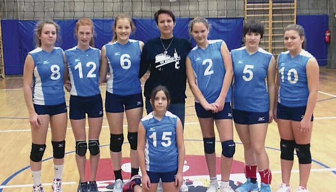 S holkami však máme dobré přátelské vztahy, tak se alespoň nebudeme hádat, když jsme si body rozdělily spravedlivě za stavu 3:1 a 1:3. Naposledy v této sezoně se juniorky doma představí 12. 3. Přijďte holky podpořit, čeká je poslední turnaj základní části.