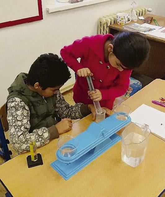 Pomocí Montessori výukových karet se děti učily rozeznat jednotlivé druhy, všímaly si zbarvení peří, zvláštností a detailů, naučily se nejznámější z nich pojmenovat.