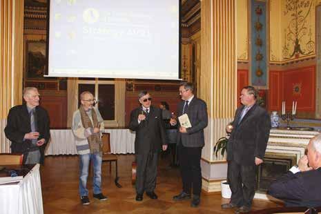 konkrétně prostřednictvím zmíněné databáze); 2) na základě databáze vývoj prezentačních nástrojů umožňujících zachytit vývoj a charakter parlamentní kultury; 3) prezentace výsledků tohoto výzkumu